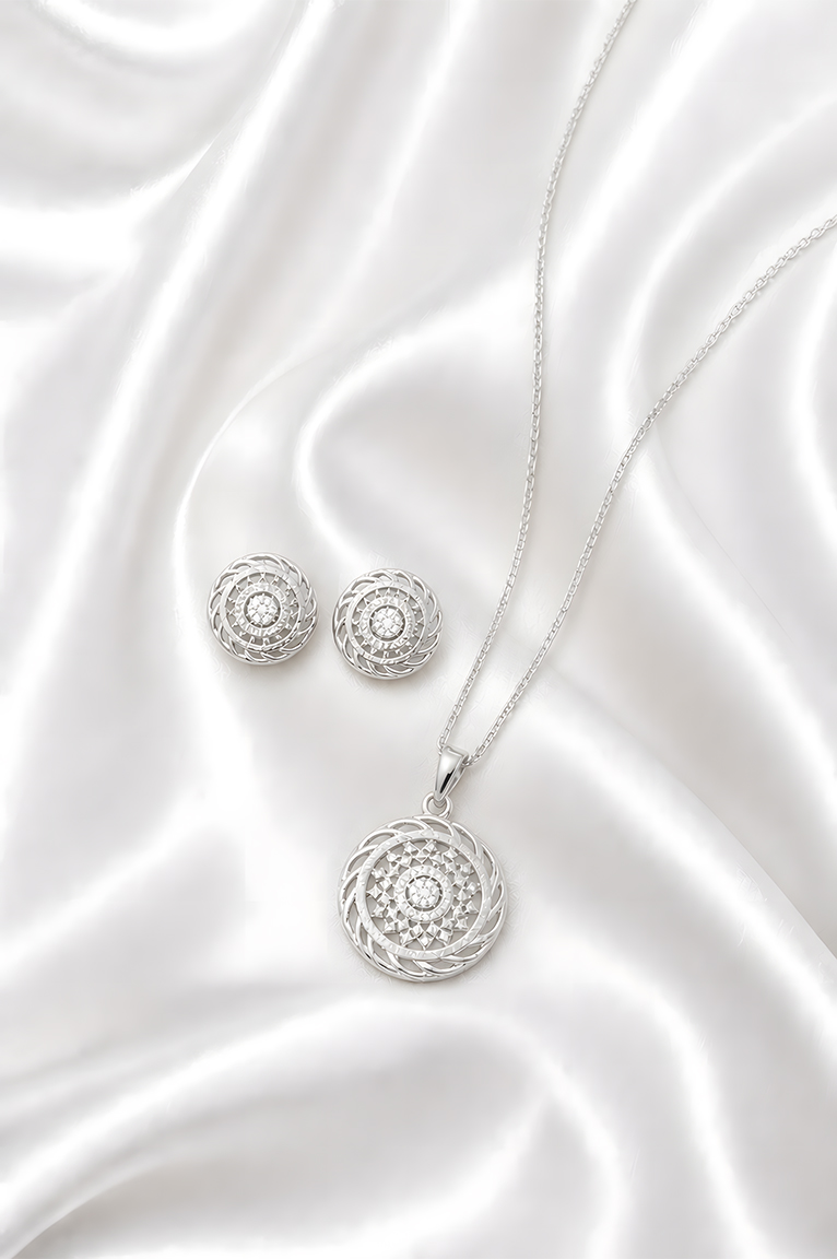 Silver Circular Pattern Pendant Necklace Set with Stud Earrings