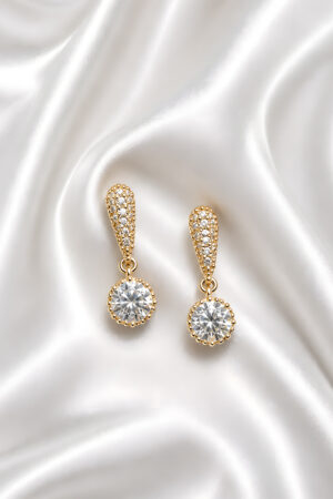 Elegant Diamond Drop Earrings (Gold)
